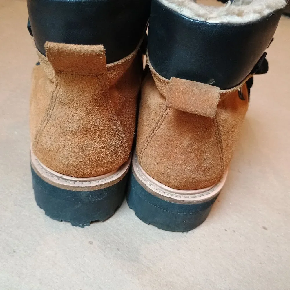 Urban Outfitters Sz 8 Bailey Sherpa Lined Hiking Boots Bootie Tan Suede Womens